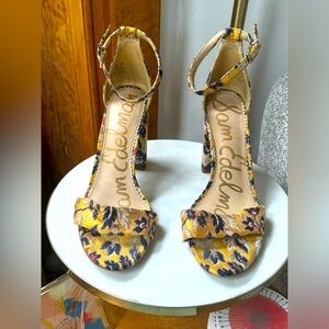 Sam Edelman Yaro Floral Block Heels - Gatsby Yellow Jacquard